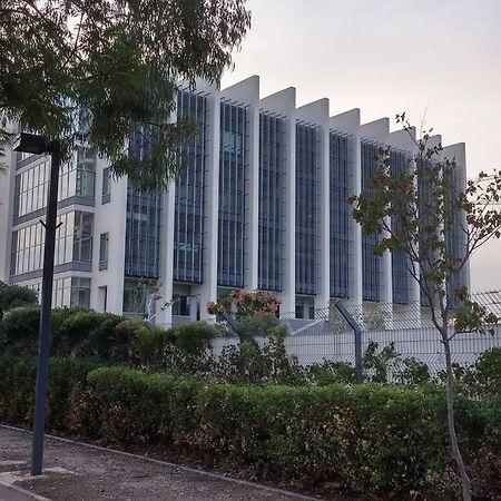 Studio In Herzliya, Near Idc & Park Exterior photo